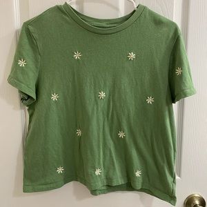 Gap Shrunken Tee - Size Large - Green with Daisies